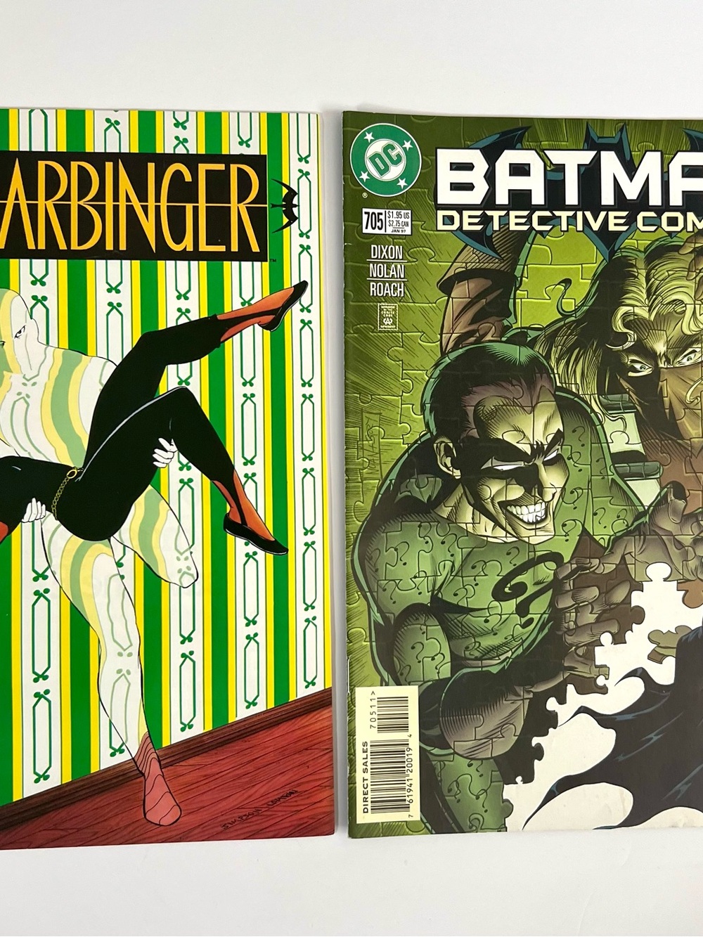 Batman # 705 Detective , the stranger#3 harbingers #16 ,17 Comics Comic Book.